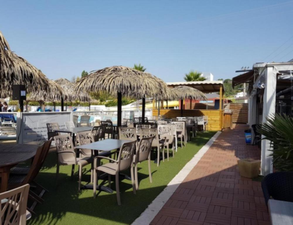Camping Le Montourey Azur 78 Otel Fréjus Dış mekan fotoğraf
