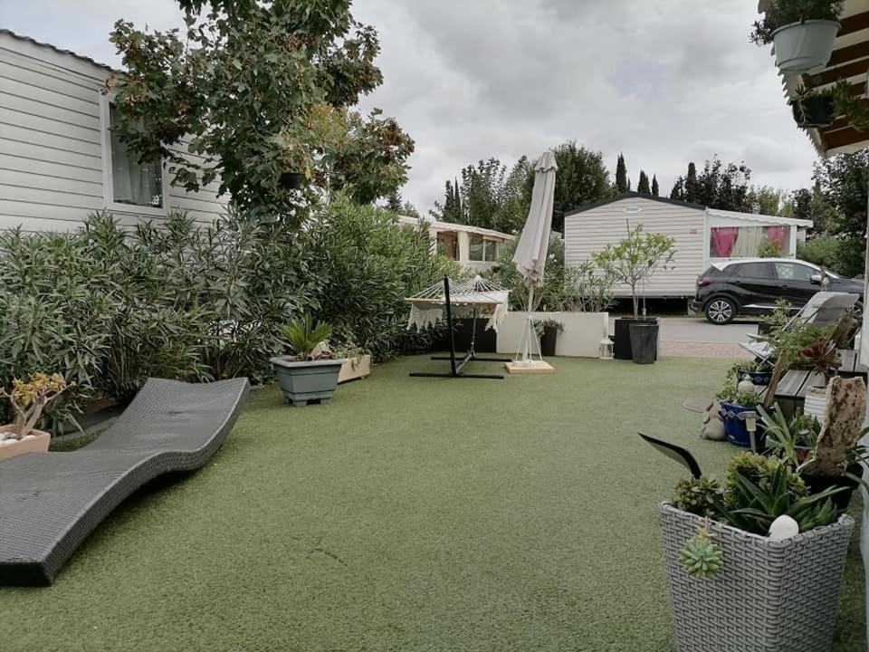 Camping Le Montourey Azur 78 Otel Fréjus Dış mekan fotoğraf