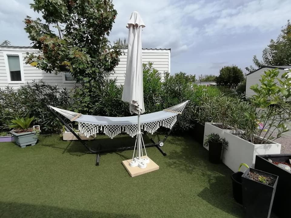 Camping Le Montourey Azur 78 Otel Fréjus Dış mekan fotoğraf